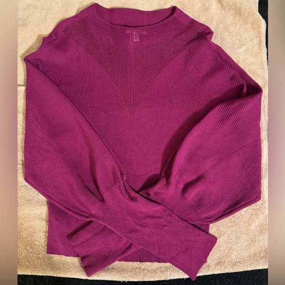 NWOT Bar III Size XL Fuchsia Textured Dolman Sleeve Crop Top Sweater - Picture 12 of 16